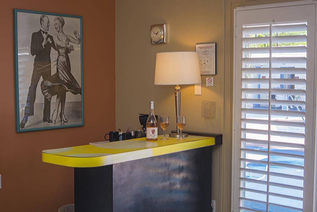Hotel Palm Springs Rendezvous Extérieur photo